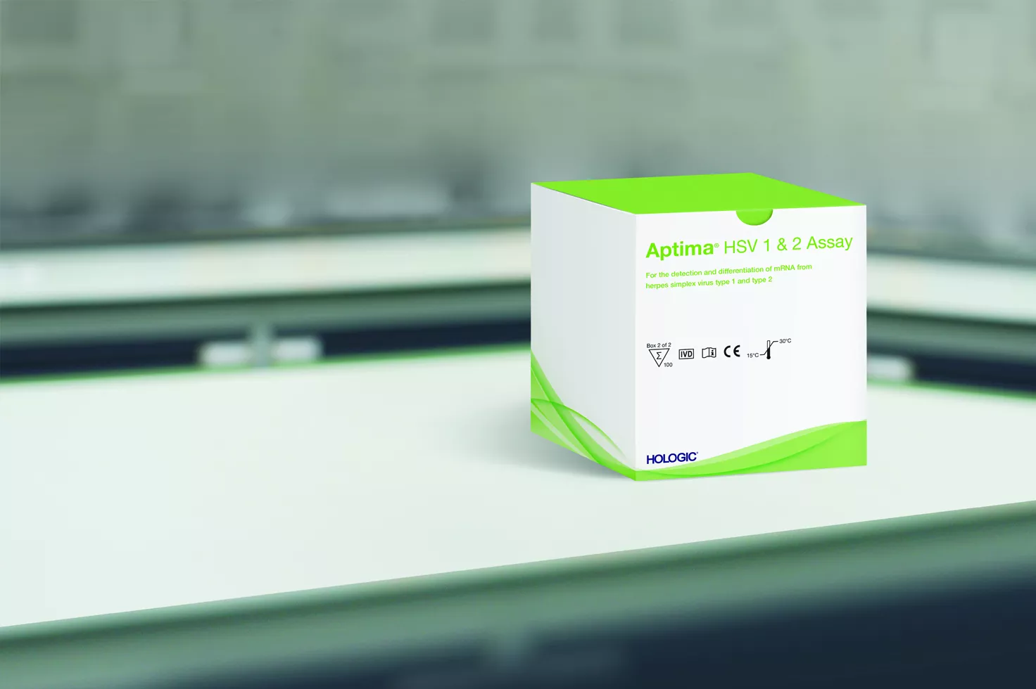 Assaydoos op onscherpe achtergrond