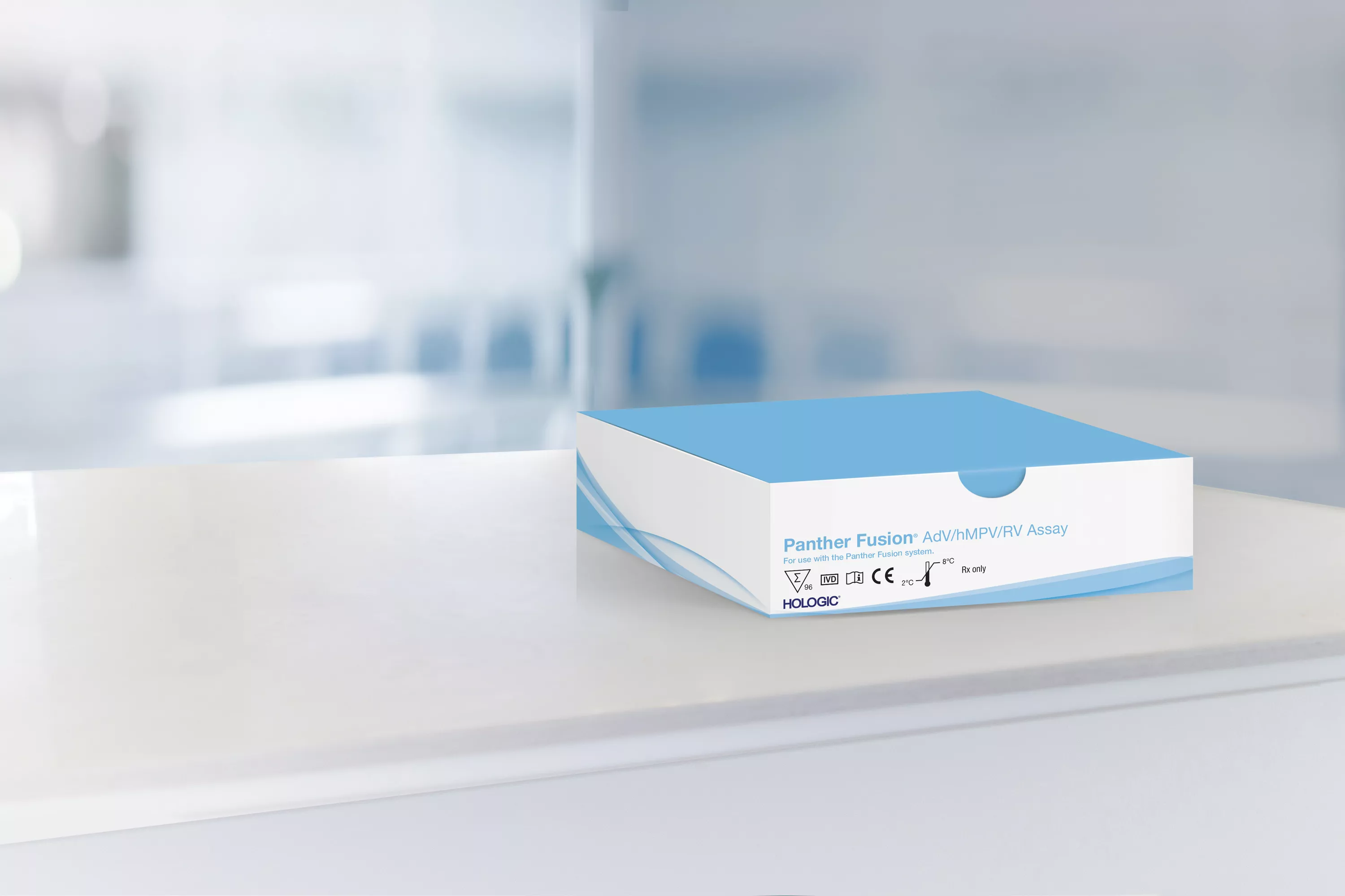 Assaydoos met laboratorium op achtergrond